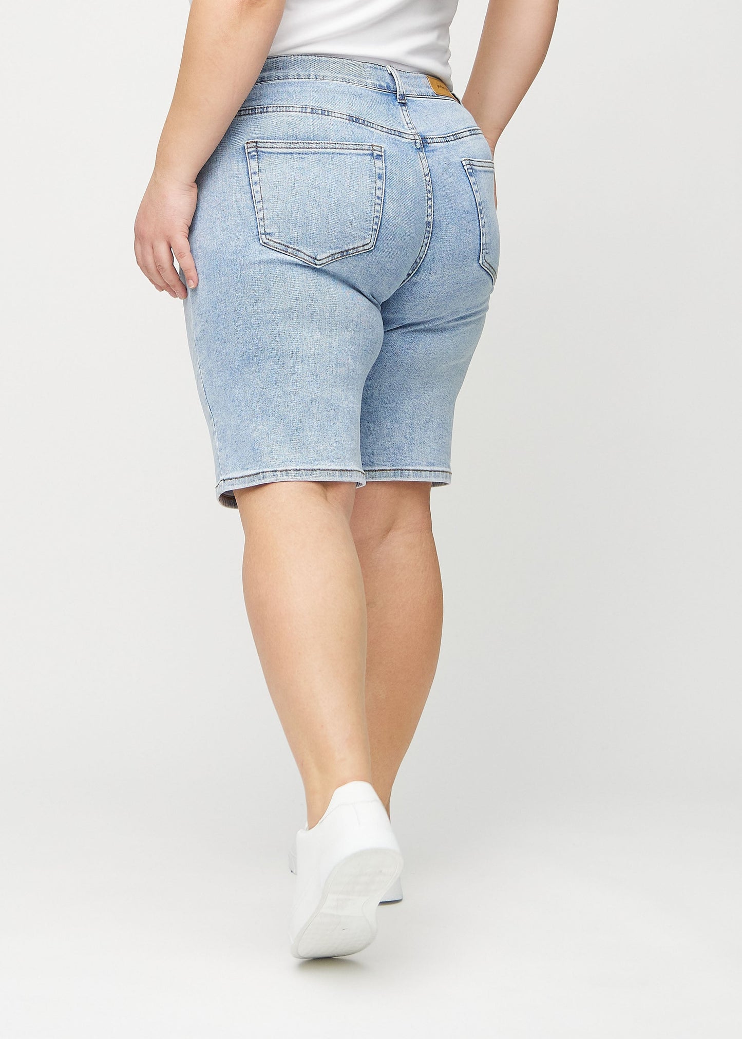 Perfect Shorts - Middle - Regular - Waves™