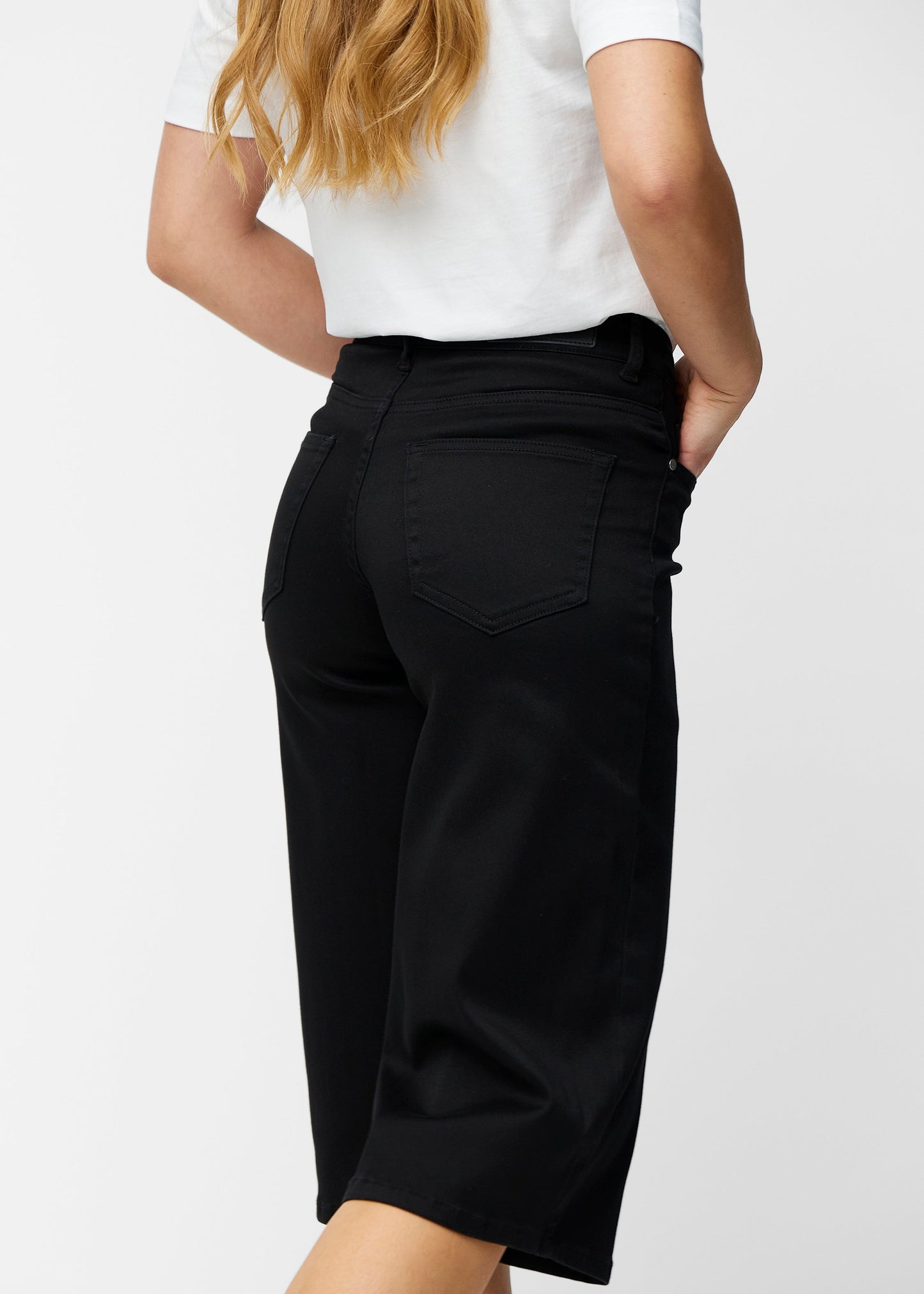 Perfect Capris - Loose - Ravens™