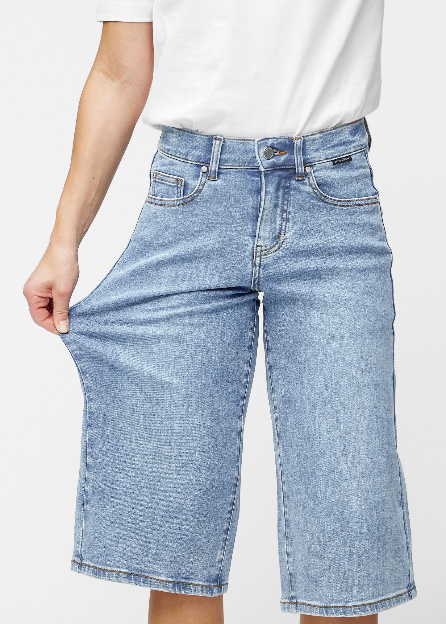 Perfect Capris - Loose - Waves™