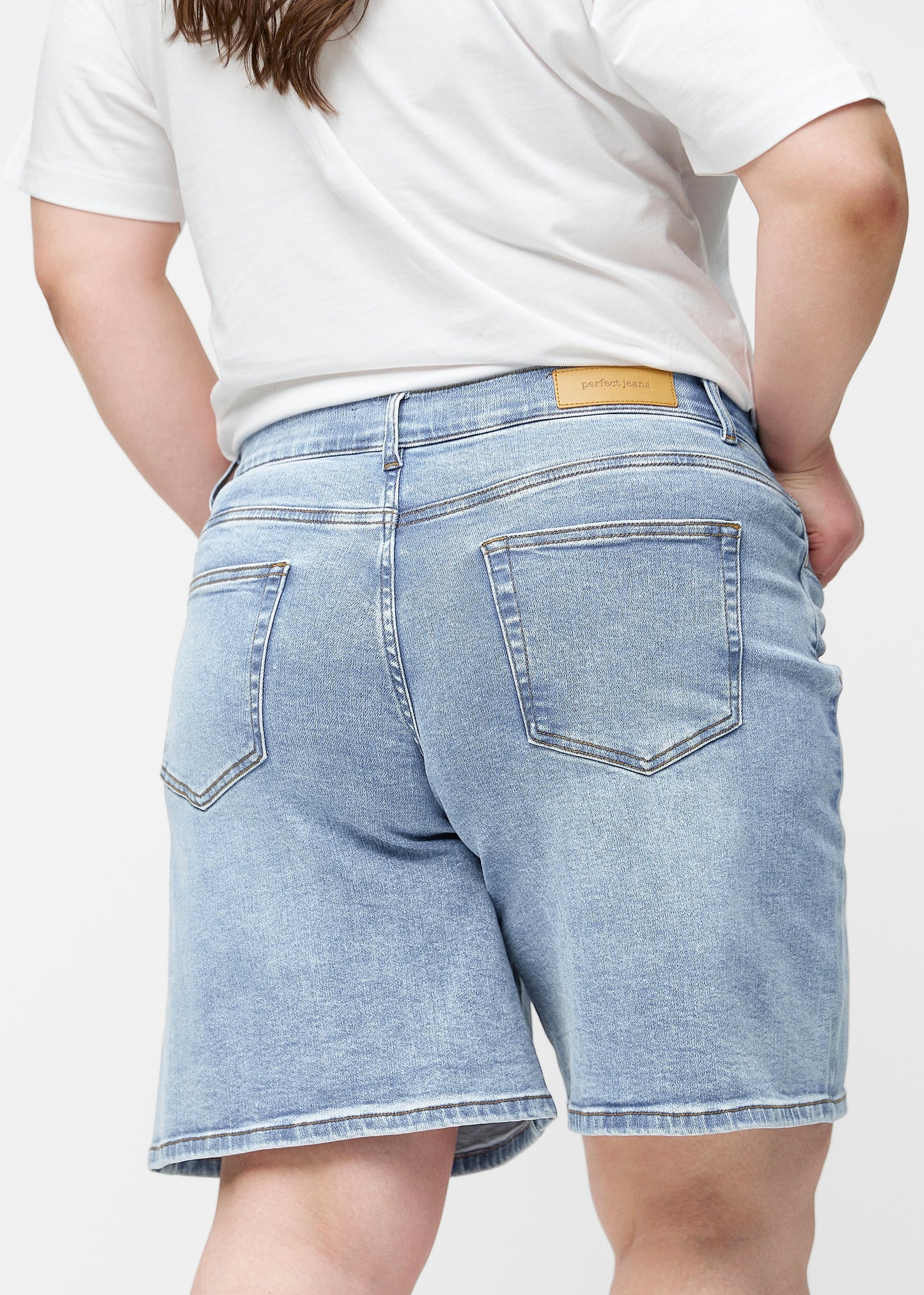 Perfect Shorts - Middle - Loose - Waves™