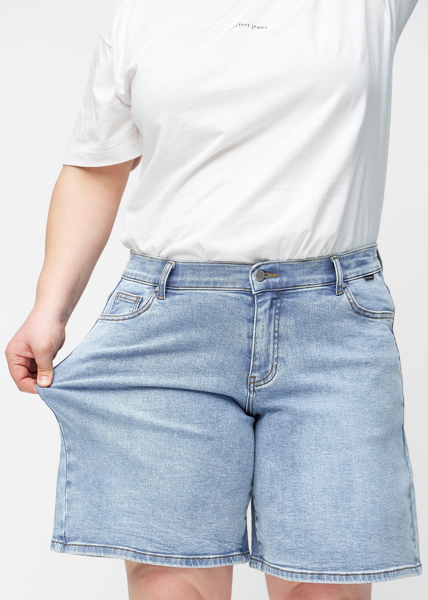 Perfect Shorts - Middle - Loose - Waves™