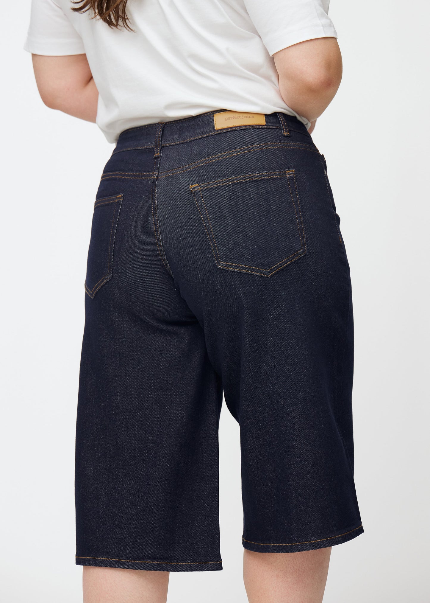 Perfect Capris - Loose - Midnights™
