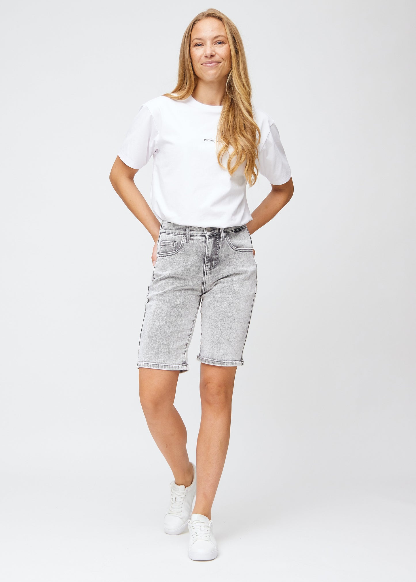 Perfect Shorts - Middle - Regular - Ashes™